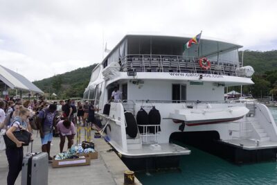 Cat Cocos: Praslin Island to Mahe Island Fast Ferry