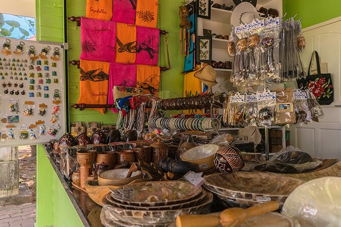 Half Day Discovery Tour of Victoria - Seychelles Capital on Mahe Island - Victoria in four hours: what this tour is really for