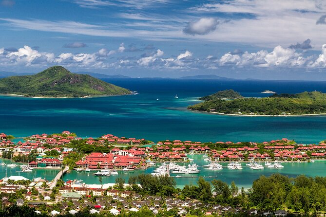 Half Day Discovery Tour of Victoria - Seychelles Capital on Mahe Island - Made-in-Seychelles crafts at Camion Hall