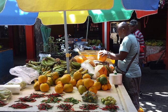 Half-Day Mahe private Tour - Victoria Market and the center of Victoria