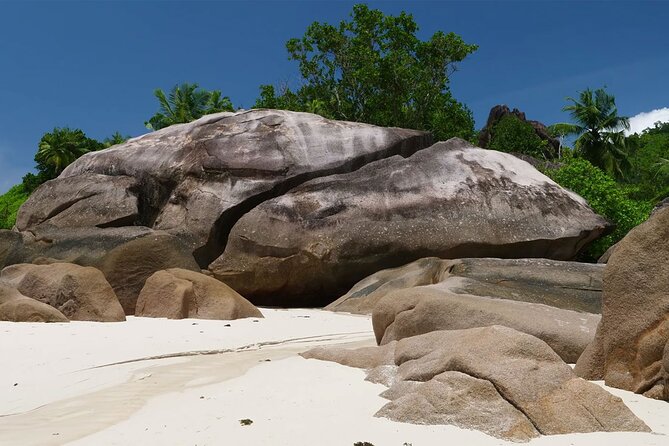 LGBTQIA, we look forward to seeing you | Island tour | Mahé | Seychelles - A private way to see Mahé