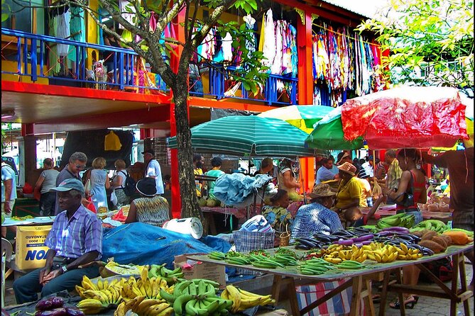 LGBTQIA, we look forward to seeing you | Island tour | Mahé | Seychelles - Jardin du Roi and the spice-growing tradition