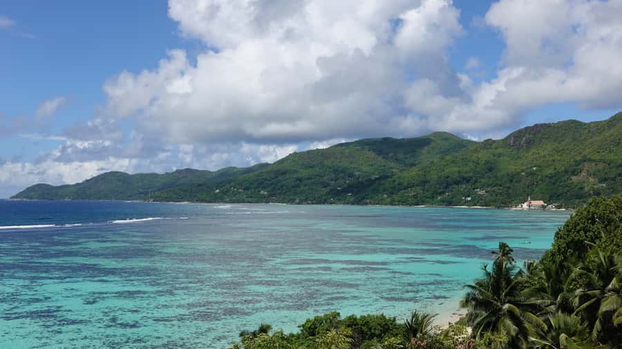 Mahé Island: Island Highlights Guided Day Trip with Lunch - Practical details that can affect your day