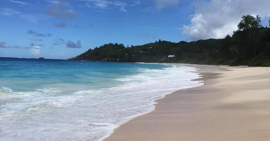 Mahé: Private Customizable Island Tour with Hotel Transfer - Beaches from Beau Vallon to Anse Intendance