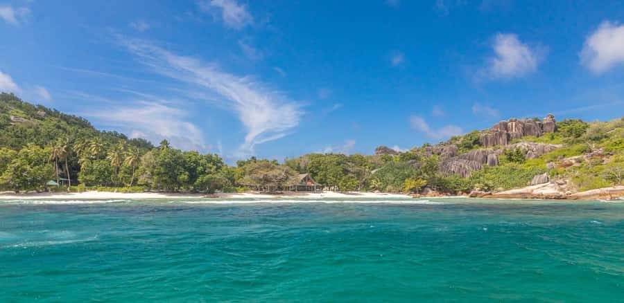 Praslin: Sister & Coco Island Full-Day Cruise and Creole BBQ - Coco Island and its protected reef