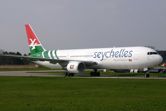Private ARRIVAL Transfer from Seychelles Airport to any Hotels in Mahe - Going directly to a Mahe hotel