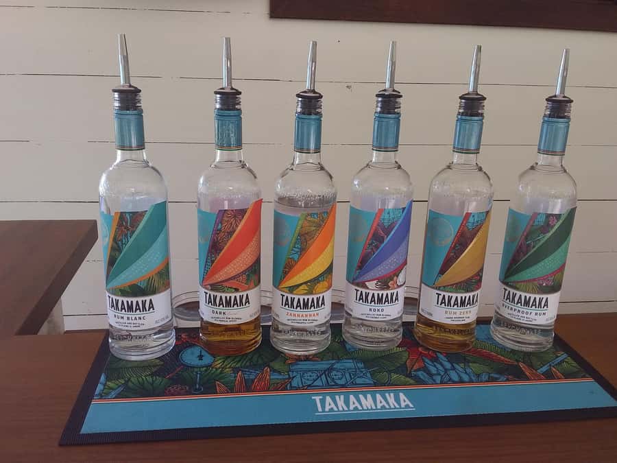 Private half day tour with free rum tasting - Victoria’s market and small-city character