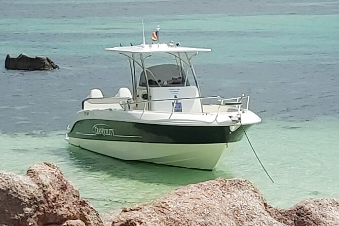 Private Seychelles Islands Tour by Boat with snacks & drinks - Two islands, one compact Praslin boat trip