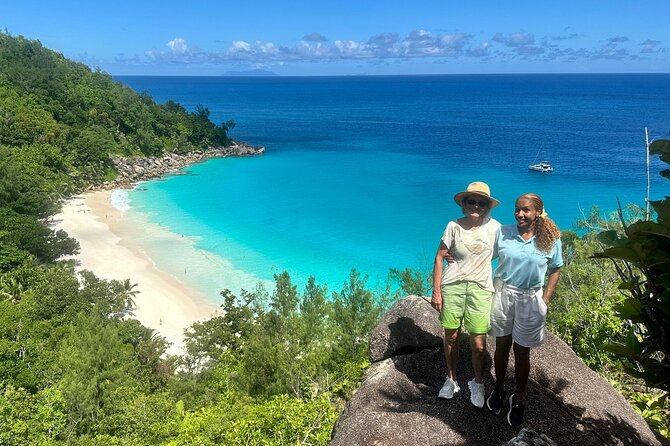 Private Tour of Praslin Island Seychelles - A private way to get your bearings on Praslin