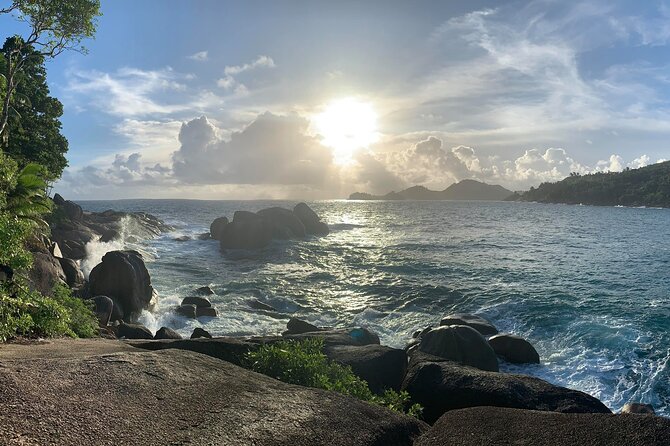 Rock Pool, dreamlike & unique experience | Mahé | Private hike | - Swimming, jumping, and watching the sea
