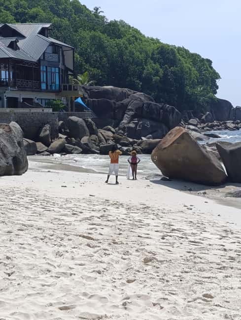 Seychelles Island: Adventurous Mahé Tour - Why a private drive works well on Mahé