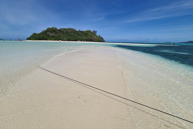 St Anne Marine Park & Moyenne Island, Creole Lunch (Private Boat) - Creole Lunch at Jolly Roger