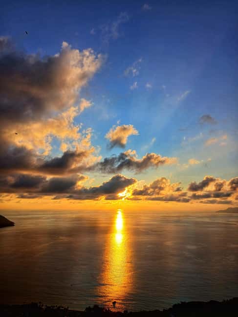 Sunset Explorer! Scenic Mountain Hike in Seychelles - Key points at a glance