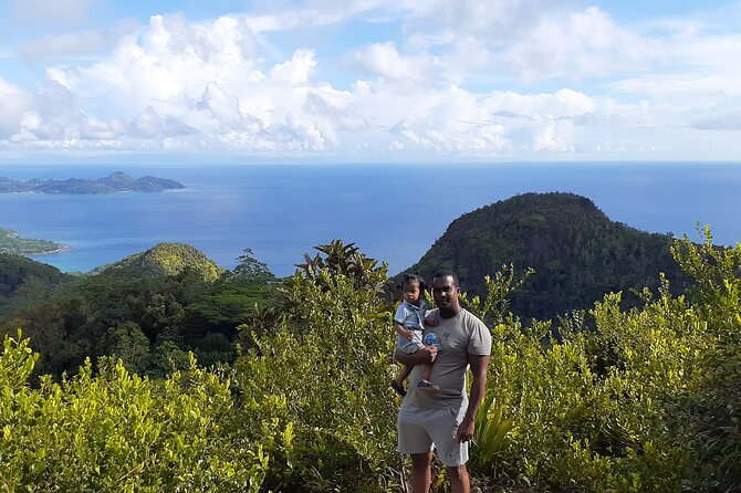Taxi service & Mahe Island tours - A private way to get your bearings on Mahe