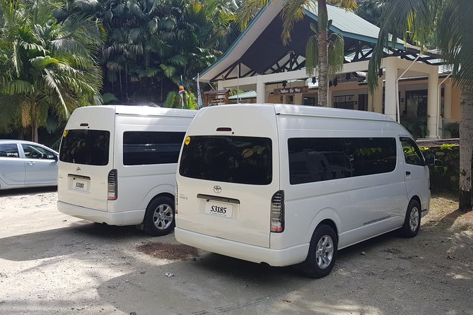 Taxi Services & Transfers on Praslin Island - A driver who helps you get your bearings